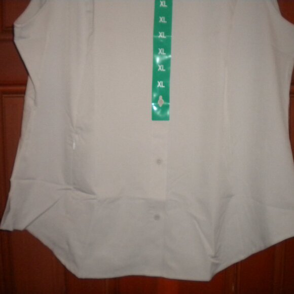 Eddie Bauer Women's Size XL Stretch Gray Button Front Sleeveless Tech Shirt NWT - Picture 5 of 6